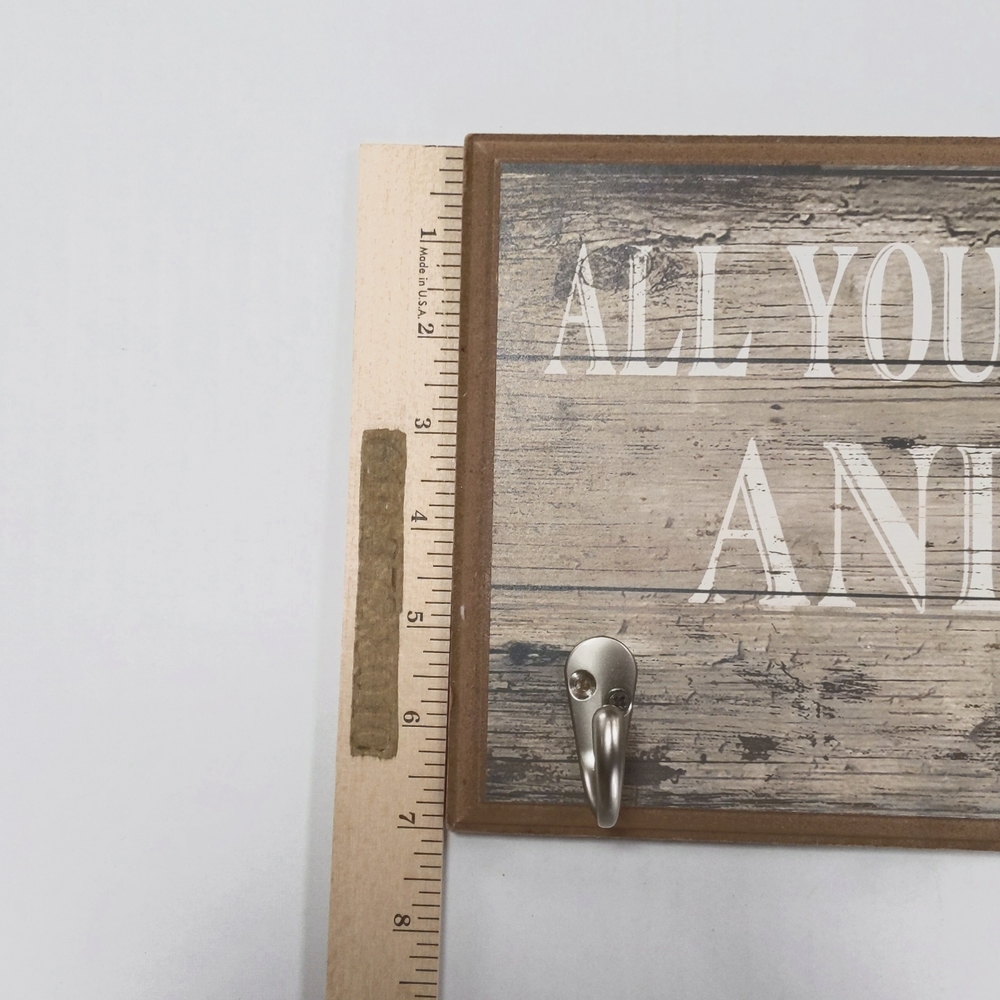 Key/coat hooks wall decor. - Picture 6 of 8